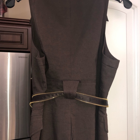 Vest - Picture 2 of 3